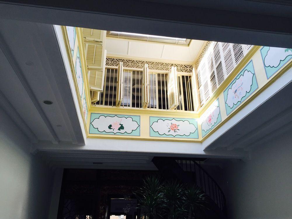 Heeren Palm Suites Malacca Exterior photo
